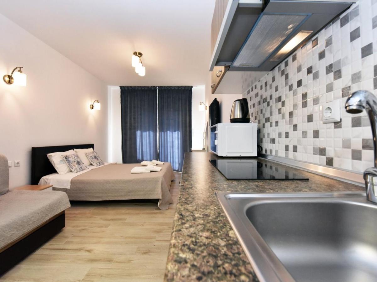 Azur Apartments - Nikiti Halkidiki Экстерьер фото