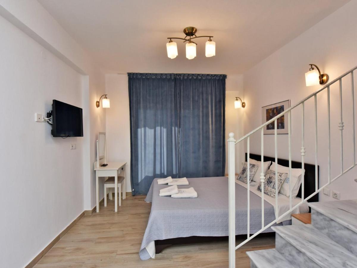 Azur Apartments - Nikiti Halkidiki Экстерьер фото