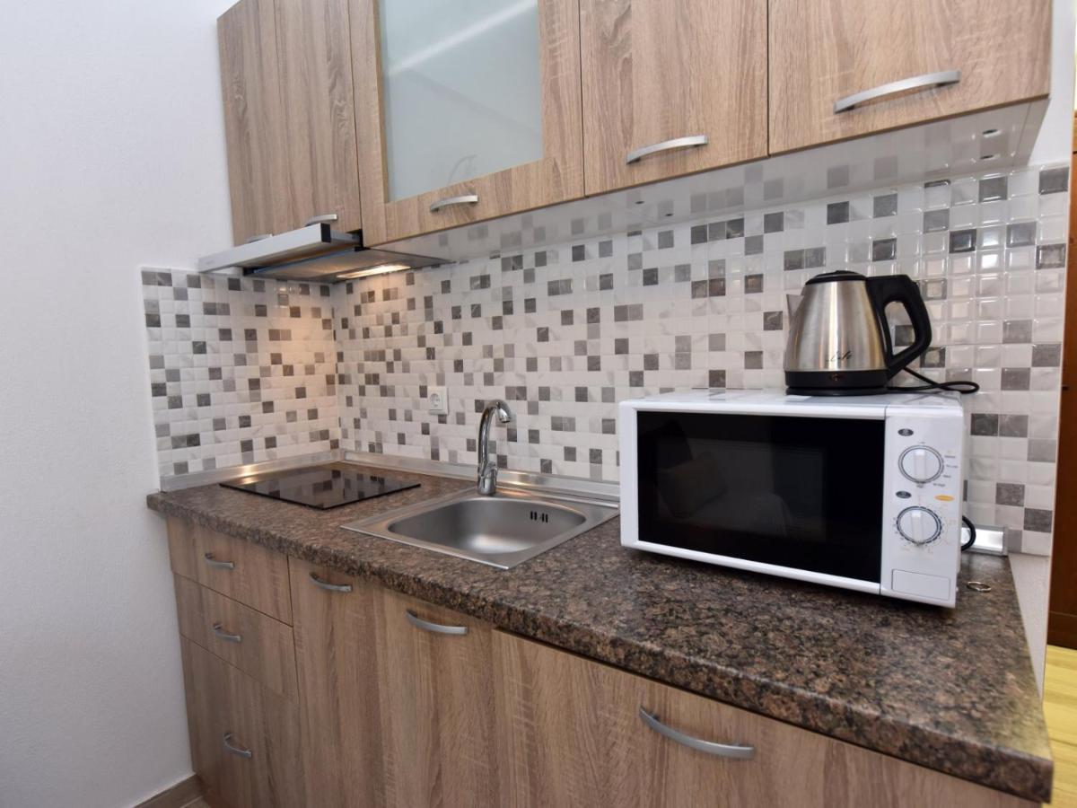 Azur Apartments - Nikiti Halkidiki Экстерьер фото