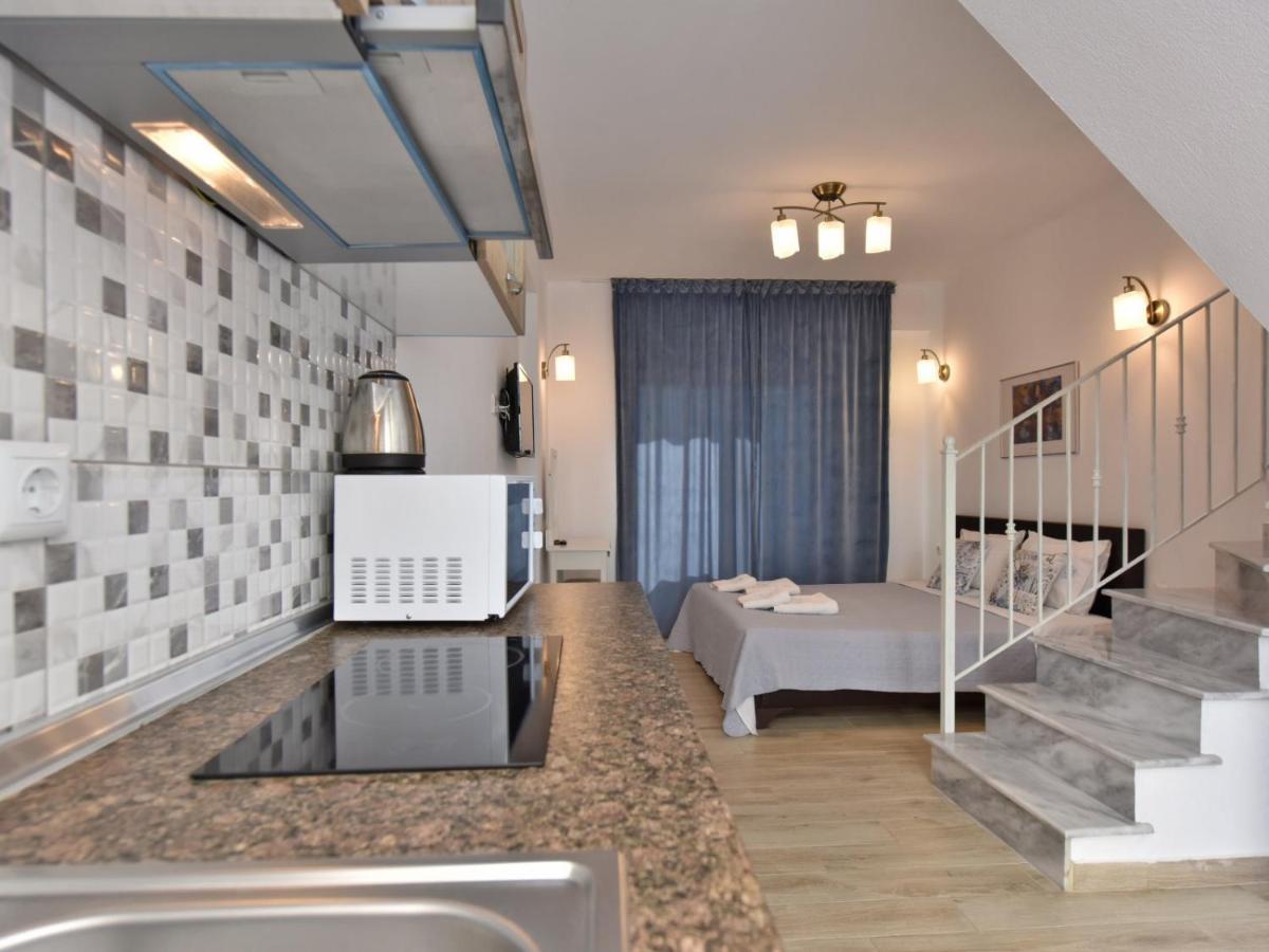 Azur Apartments - Nikiti Halkidiki Экстерьер фото