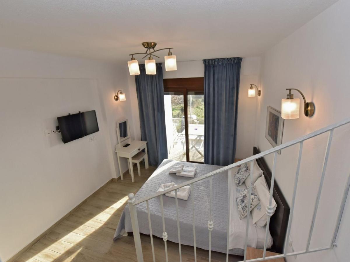 Azur Apartments - Nikiti Halkidiki Экстерьер фото