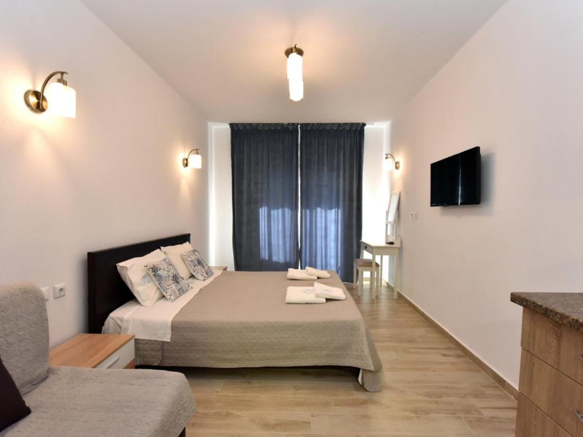 Azur Apartments - Nikiti Halkidiki Экстерьер фото